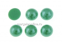 Ideal crystals, cabochon, mint green, 6.5mm - x2