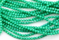 Pastel raw green mother-of-pearl beads, round, 4mm